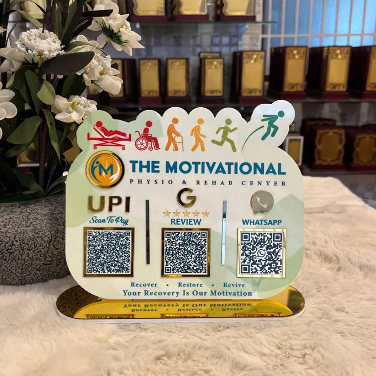 3QR Standee 5